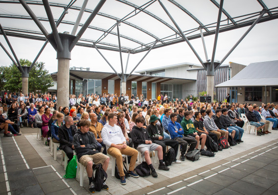 sinh viên trường Whitireia New Zealand
